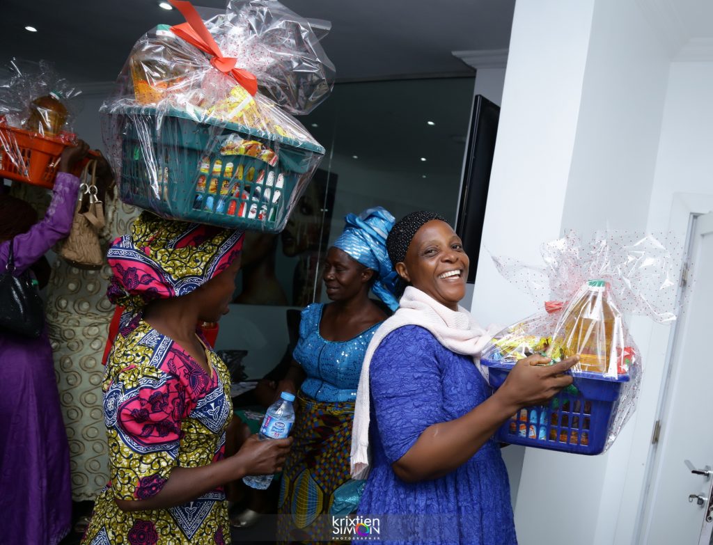 Widows with hampers